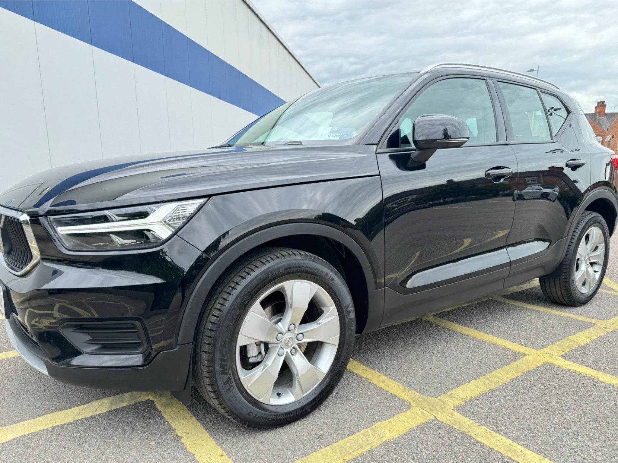 2020 Volvo XC40